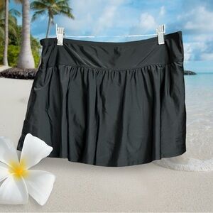 🌻Kona Sol Black Skirted Bathing Bottom Size 20W/22W